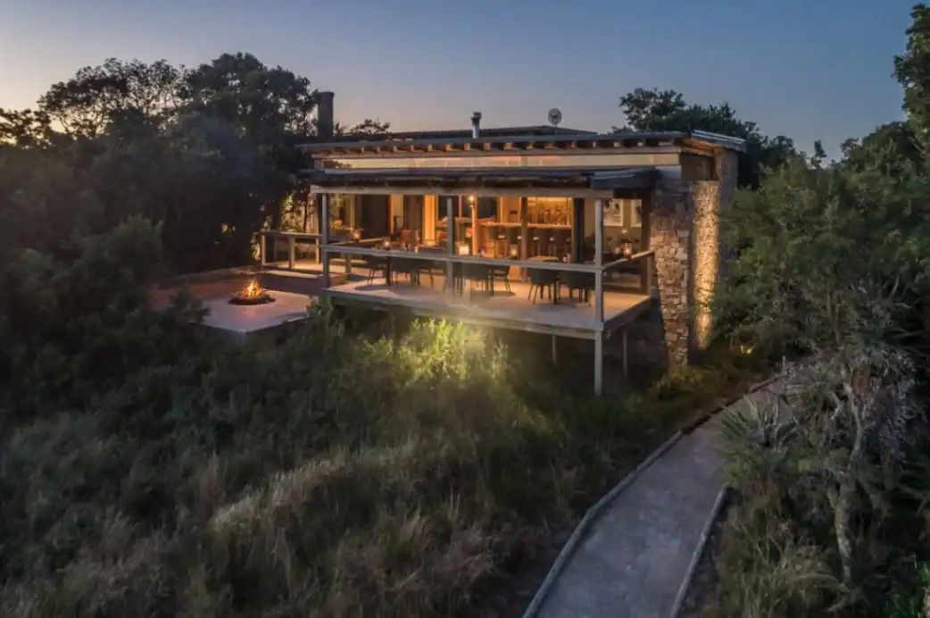 Kariega Game Reserve - Ukhozi Lodge-1